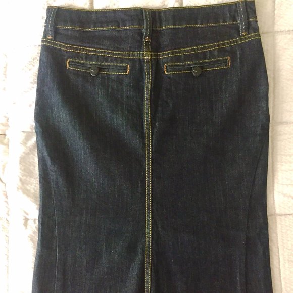 BCBGMAXAZRIA Jean skirt - Picture 4 of 4